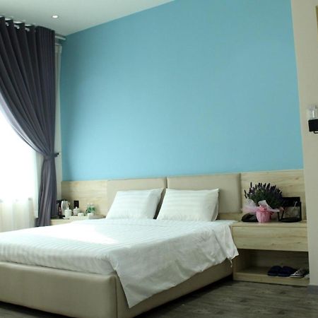 Khach San Phuoc Loc Tho 2 - 福禄寿 Hotel Хошимин Екстериор снимка