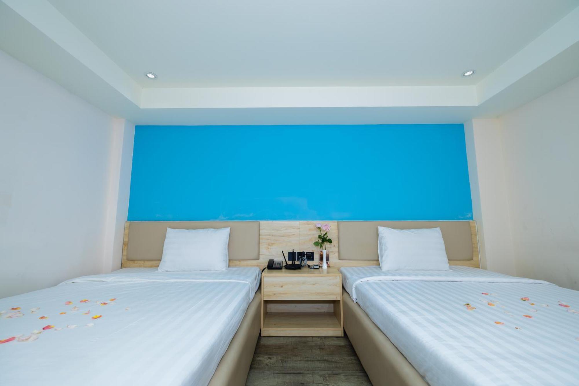 Khach San Phuoc Loc Tho 2 - 福禄寿 Hotel Хошимин Екстериор снимка