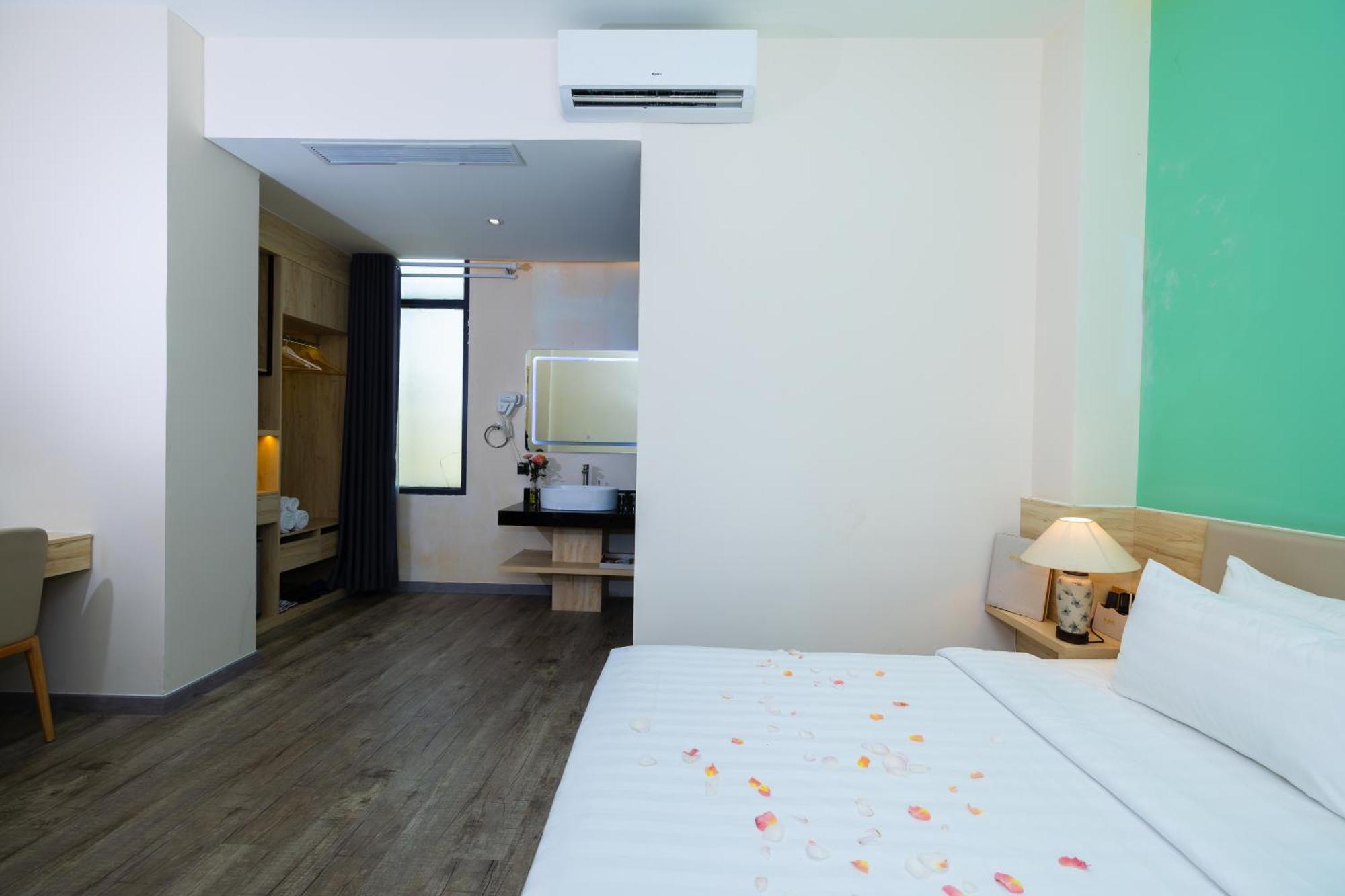Khach San Phuoc Loc Tho 2 - 福禄寿 Hotel Хошимин Екстериор снимка
