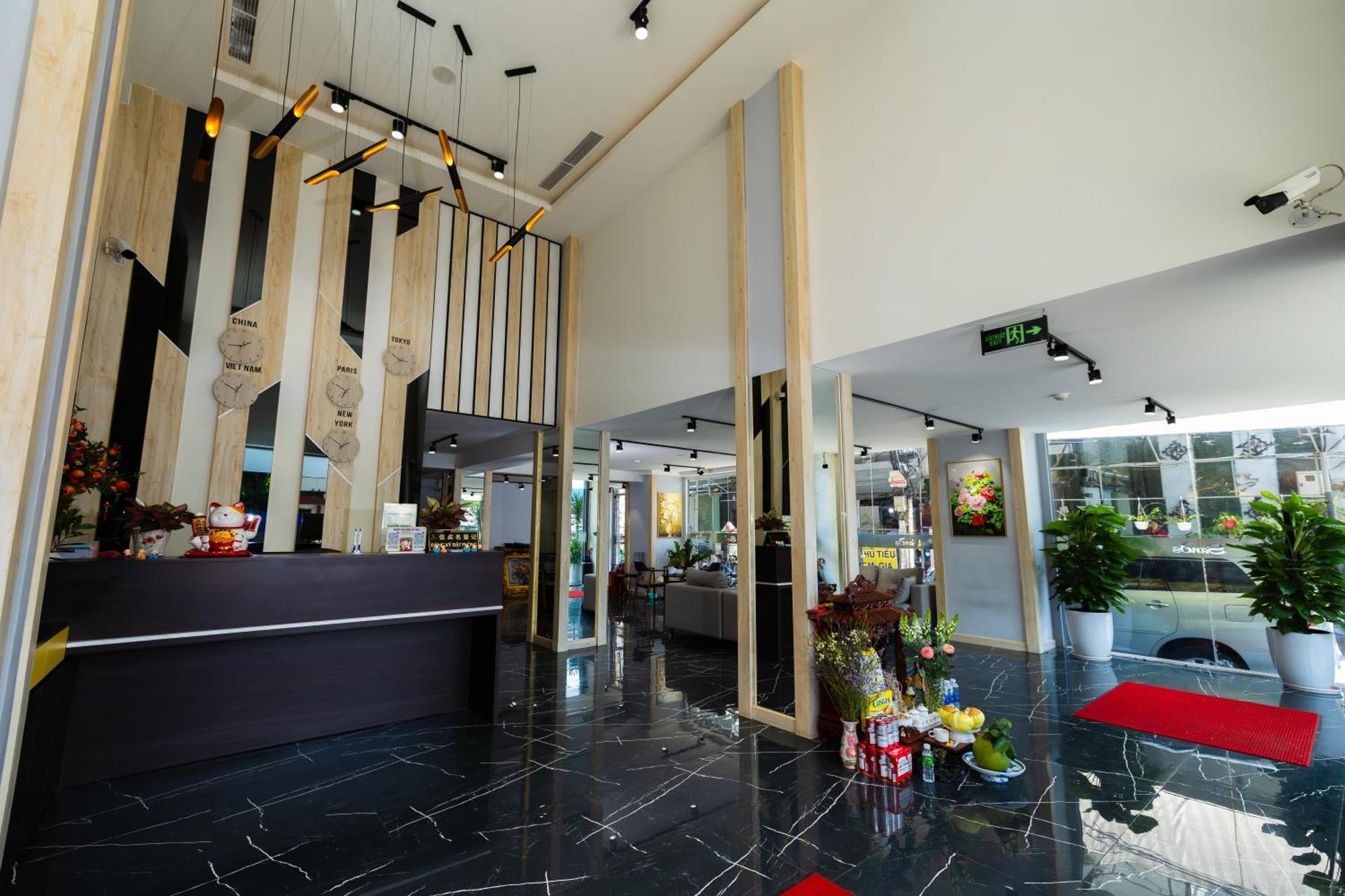 Khach San Phuoc Loc Tho 2 - 福禄寿 Hotel Хошимин Екстериор снимка