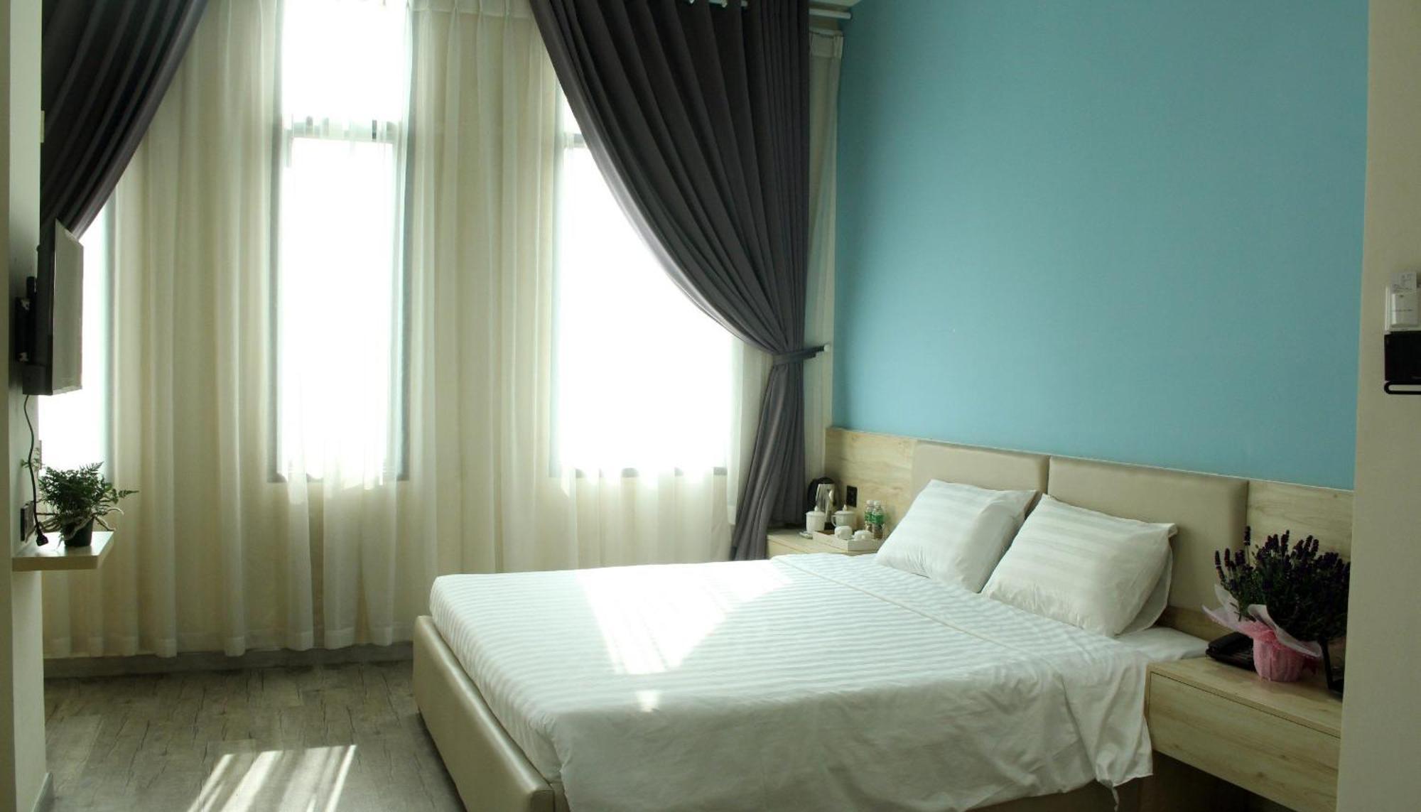 Khach San Phuoc Loc Tho 2 - 福禄寿 Hotel Хошимин Екстериор снимка