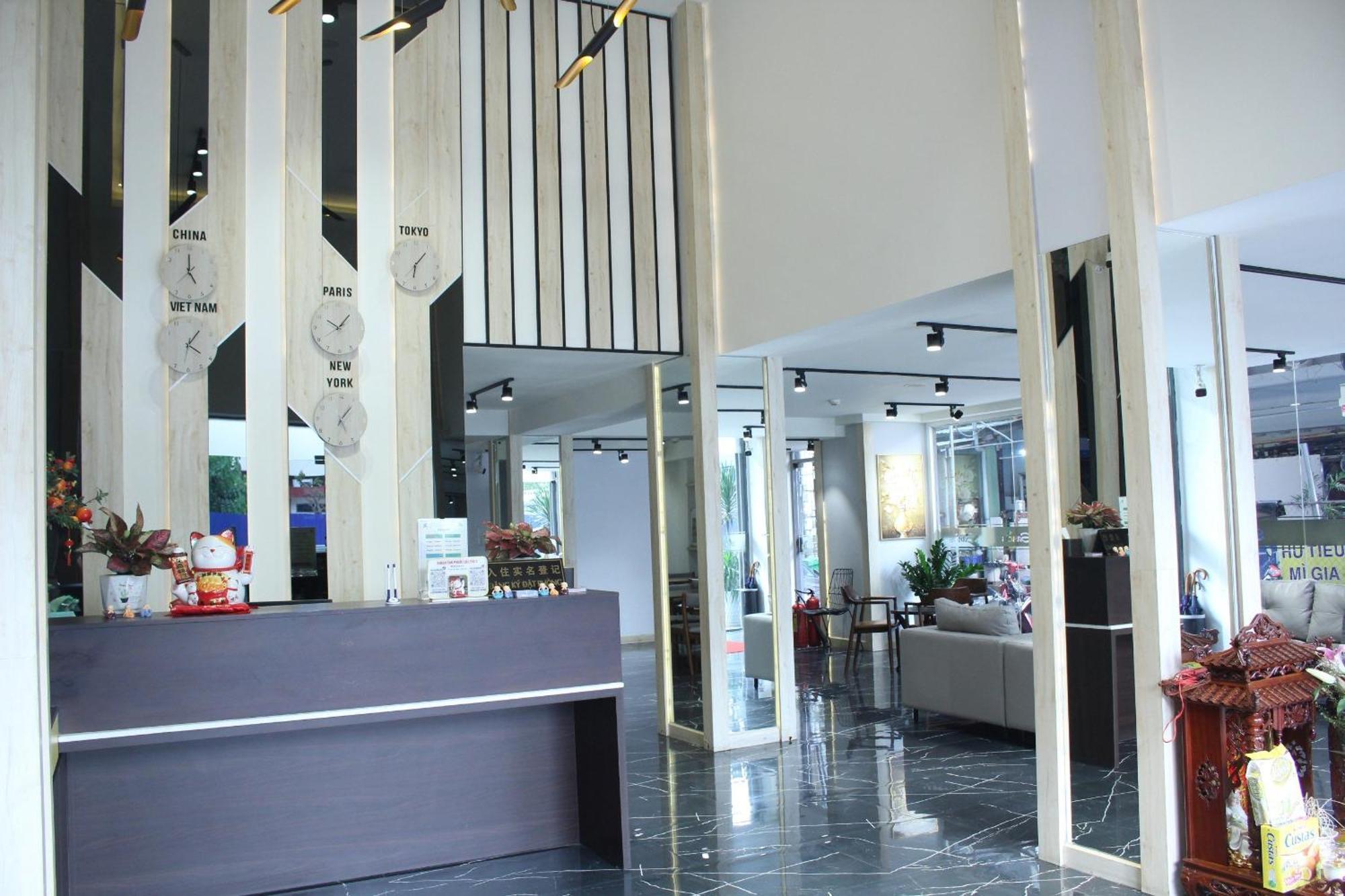 Khach San Phuoc Loc Tho 2 - 福禄寿 Hotel Хошимин Екстериор снимка
